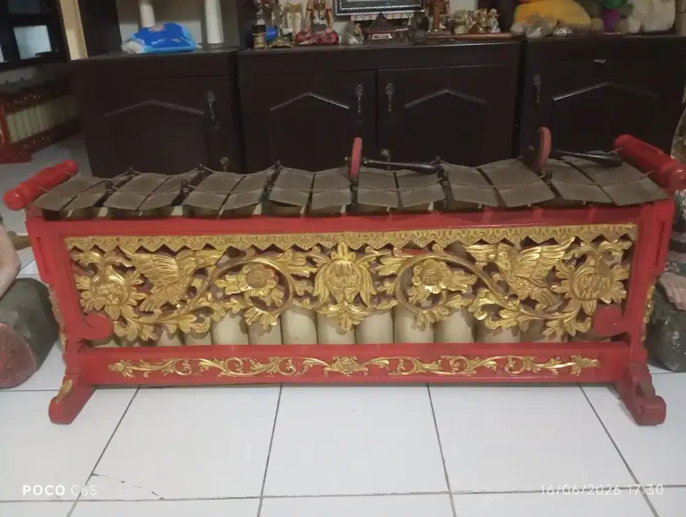 Gamelan Perunggu Premium : Gender Penerus Ukir Prada