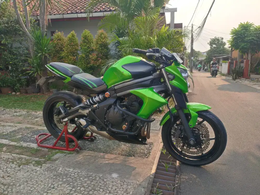 KAWASAKI ER6N TAHUN 2011