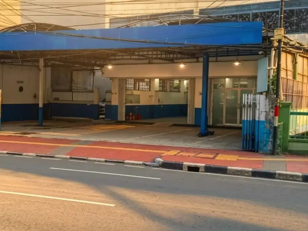 ASET LANGKA DI LOKASI BUNGUR. RUKO 5LT POTENSI BANGUN 9LT PINGGIR JALAN RAYA.- BUNGUR, KEMAYORAN - JAKARTA PUSAT