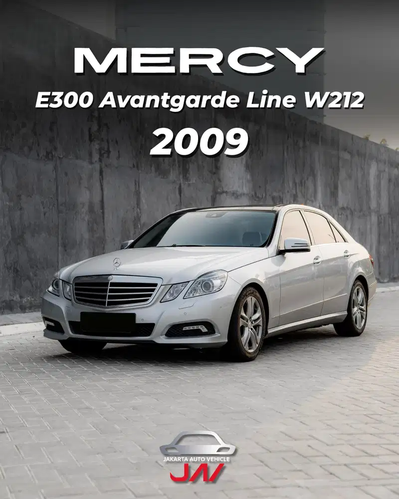 Mercedes Benz E300 Avantgarde Line W212 2009 / LIKE NEW/MINT CONDITION
