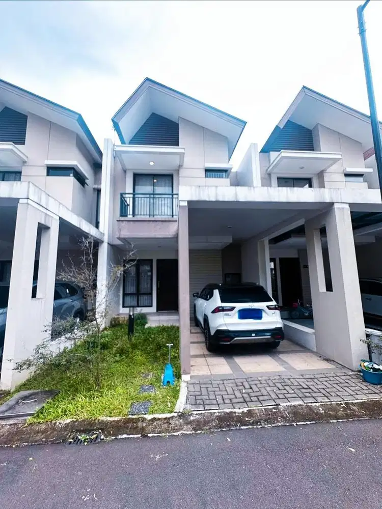 Dijual rumah 2 lantai siap huni di podomoro river view