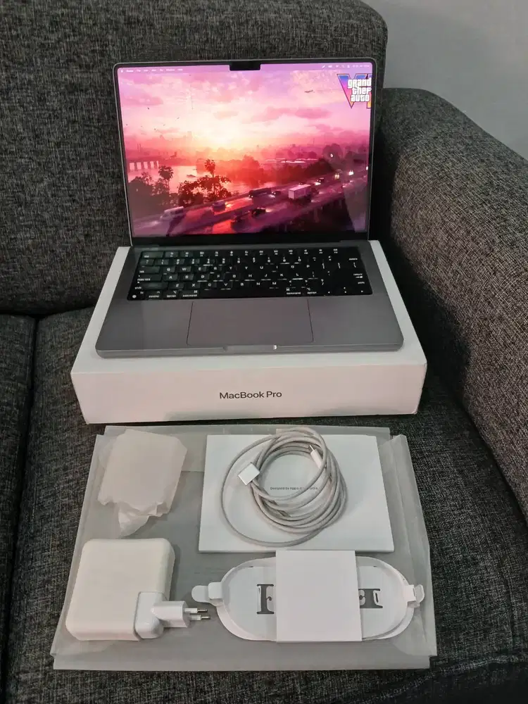 Macbook Pro M1 Pro 14 inch ex iBox RAM 16GB SSD 512GB Fullset