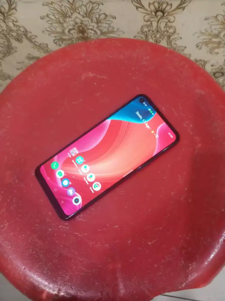 Realme 71 ram 8/128 mlus normal semua nya hp cas