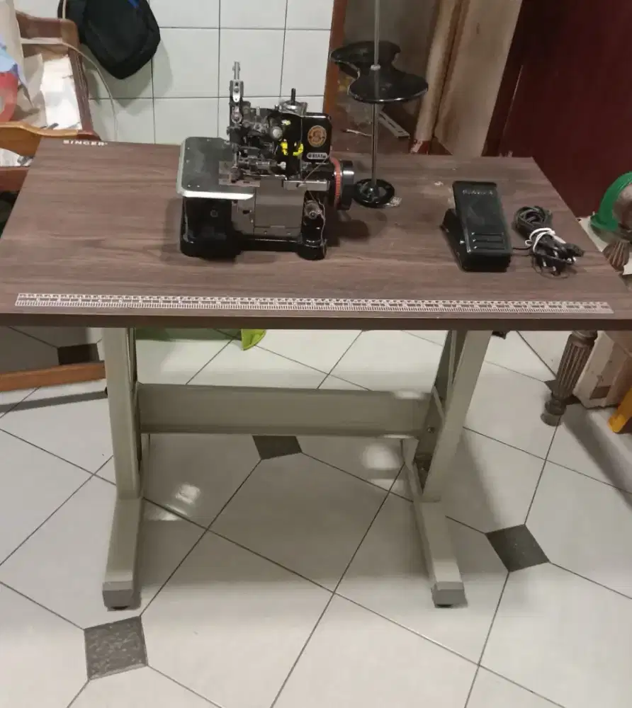 Di Jual mesin obras merek singer original fullset