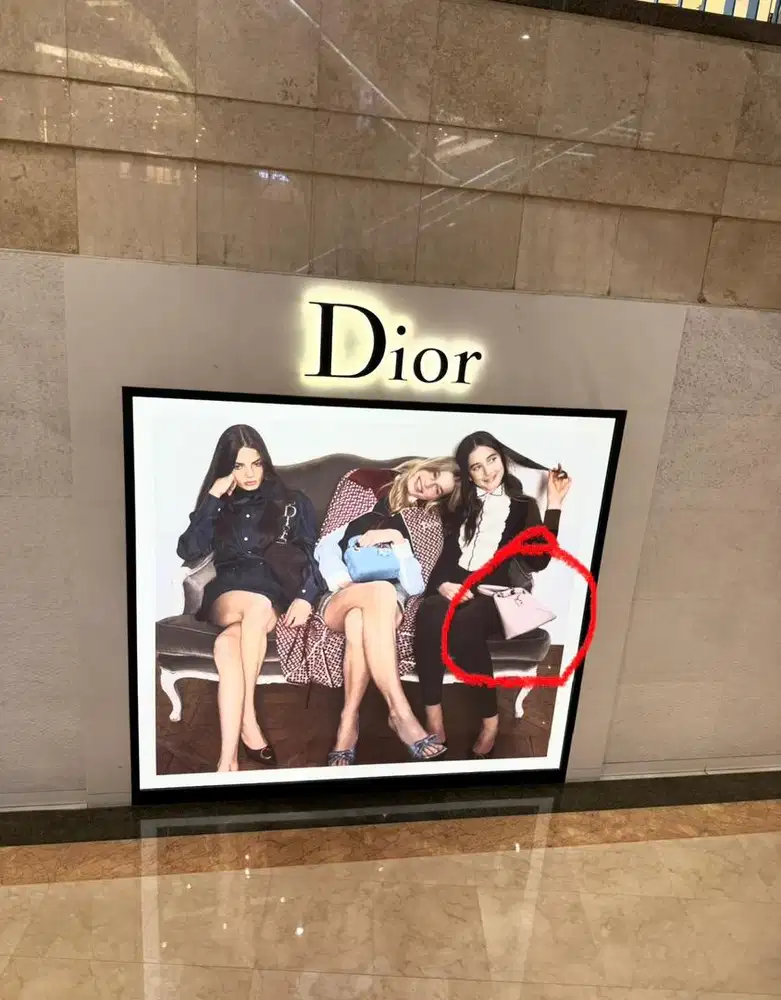 Tas wanita Dior