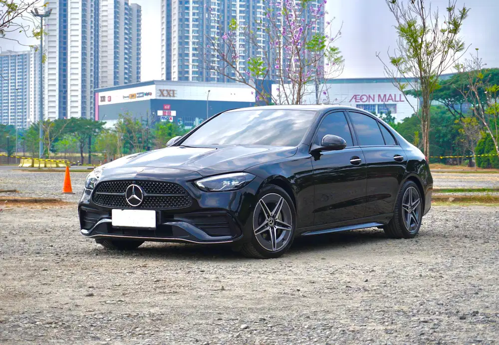 LOW ODO ! TANGAN 1 ! Mercedes Benz Mercy C300 W206 AMG 2023 / 2024
