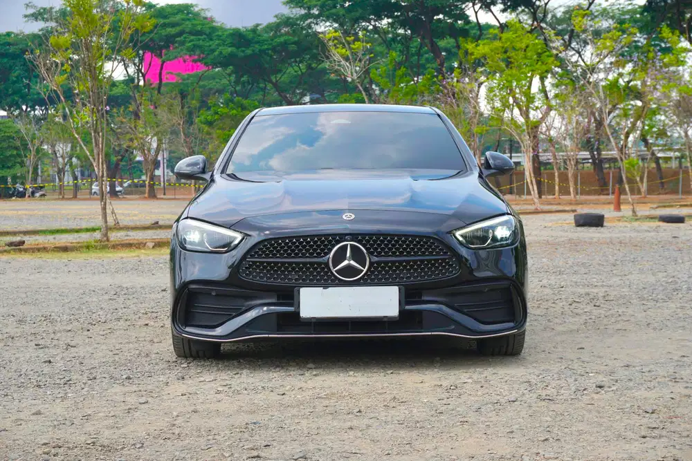 LOW ODO ! TANGAN 1 ! Mercedes Benz Mercy C300 W206 AMG 2023 / 2024