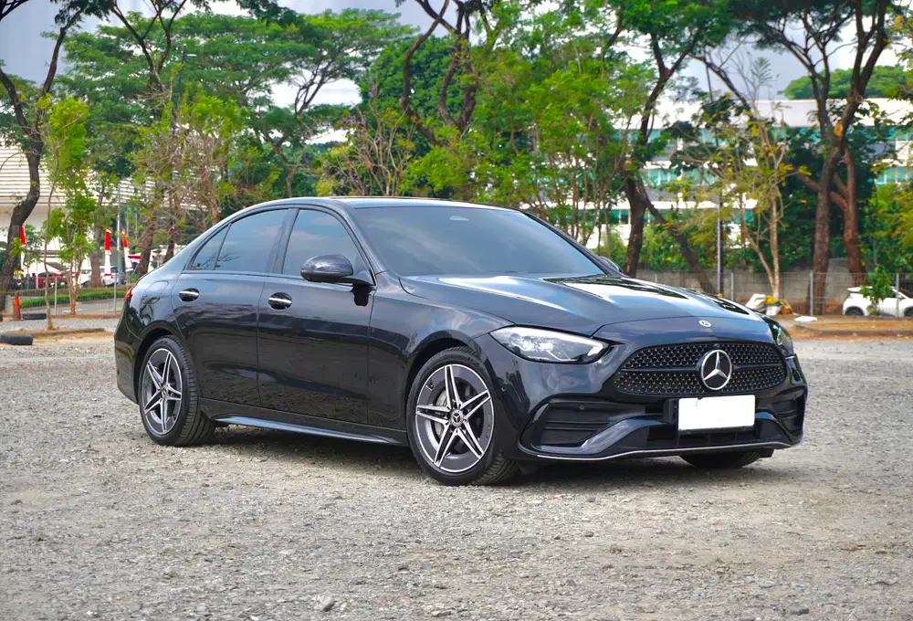 LOW ODO ! TANGAN 1 ! Mercedes Benz Mercy C300 W206 AMG 2023 / 2024