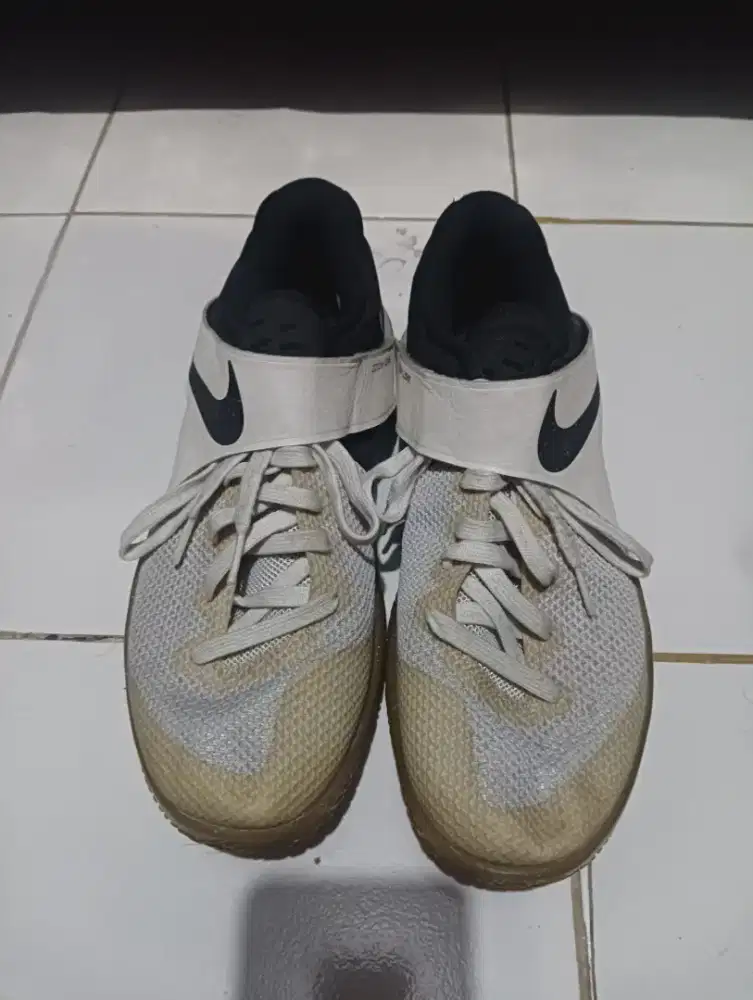 Dijual Sepatu Nike Zoom Live Second Mantap