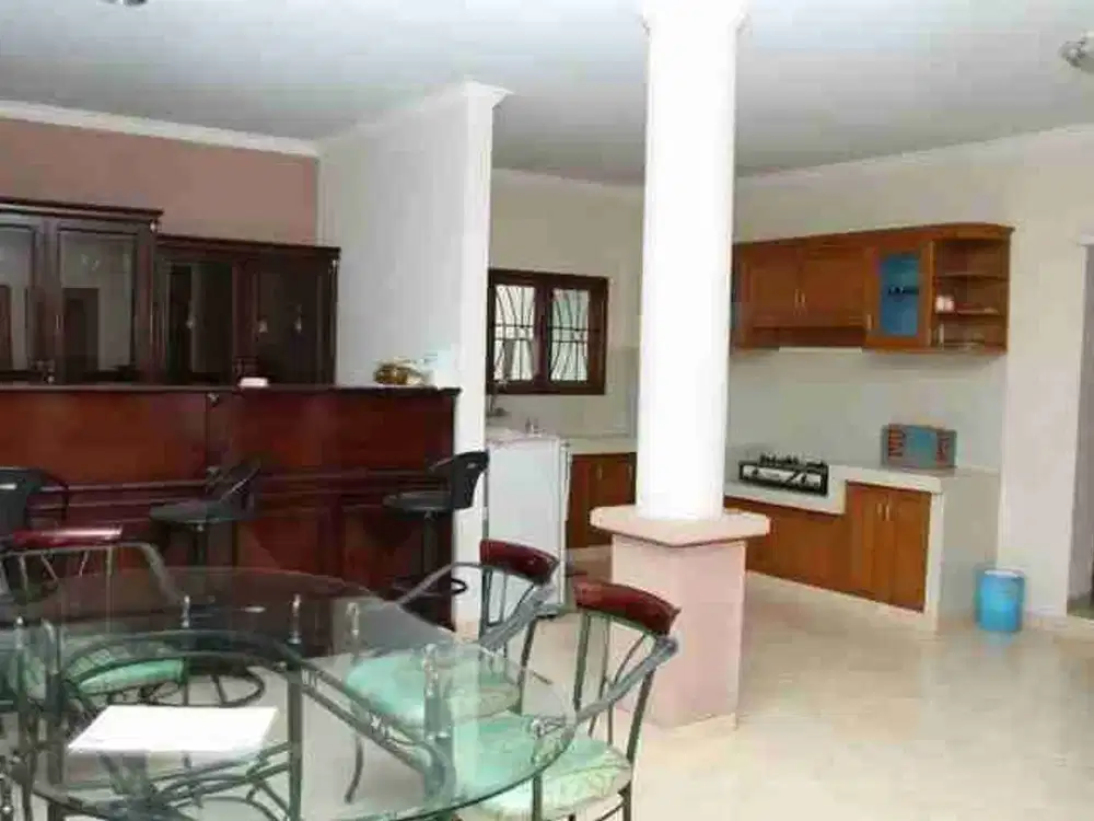 Murah Dijual Rumah Villa Istana Bunga Lembang Bandung