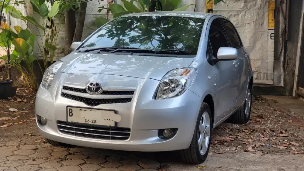 Dijual yaris MT 2008 tipe e