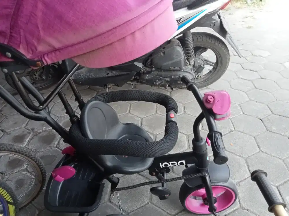 Dijual sepeda roda 3