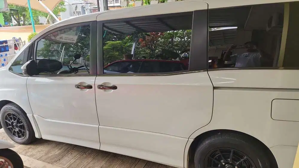Toyota Voxy 2018 Bensin