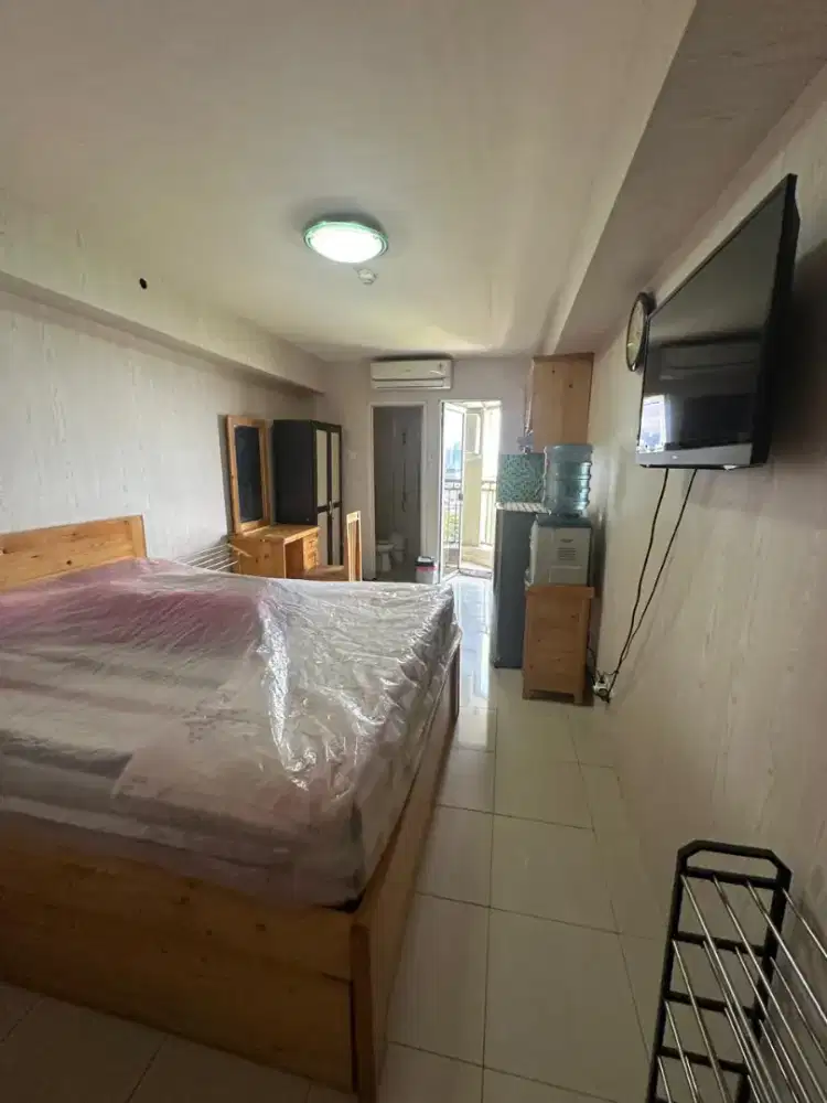 Disewakan apartemen kalibata city Tower palem studio furnish