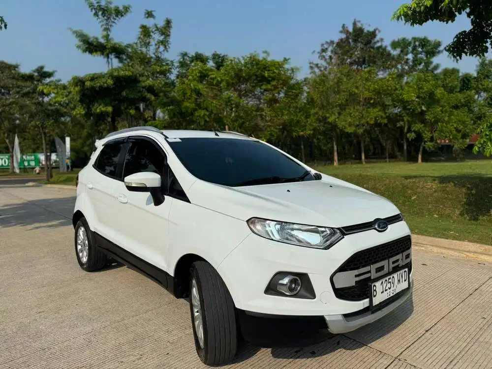 Ford Eco Sport Titanium AT 2015 Bensin