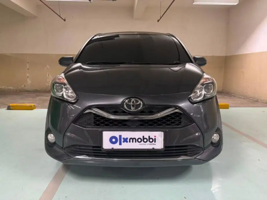 LOW DP Toyota Sienta 1.5 V Bensin-AT 2021 ZKS