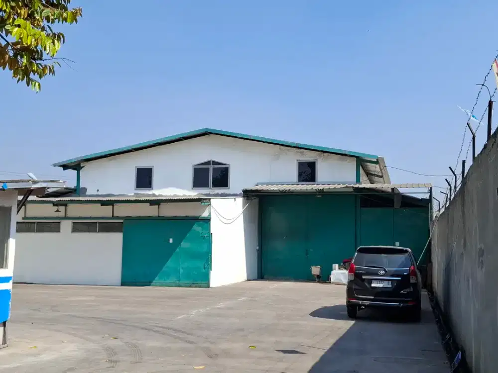 Disewakan gudang 1100m2 Jln. Holis