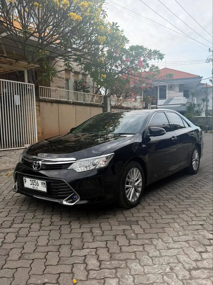 Toyota Camry V at 2018. Istimewa Orisinil