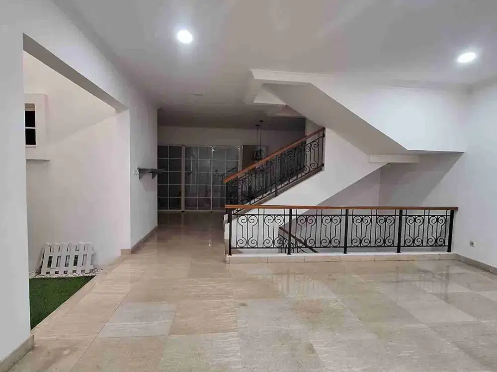 Dijual Rumah Townhouse di Sunter Agung - Jakarta Utara