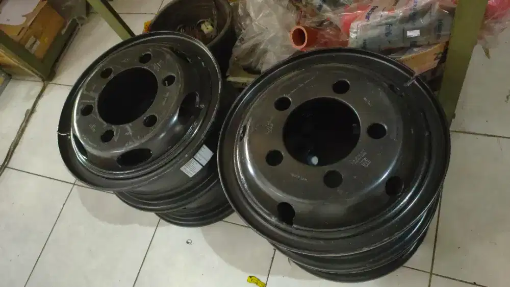 Dibutuhkan karyawan toko