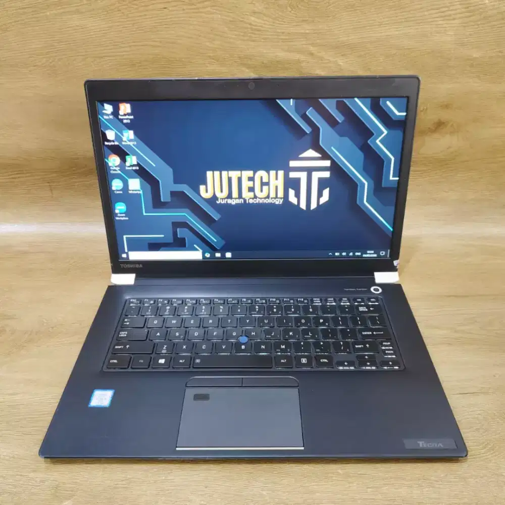 LAPTOP TOSHIBA TECRA X40-D SLIM Core i7 Gen7 RAM 16GB TOUCHSCREEN Bonu