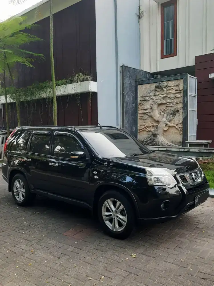 Nissan Xtrail 2.5 St th 2012/2011
