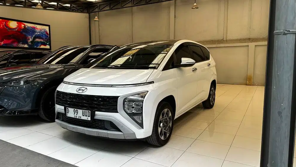 KM 25.000 ANTIK HYUNDAI STARGAZER 1.5 PRIME AT 2023