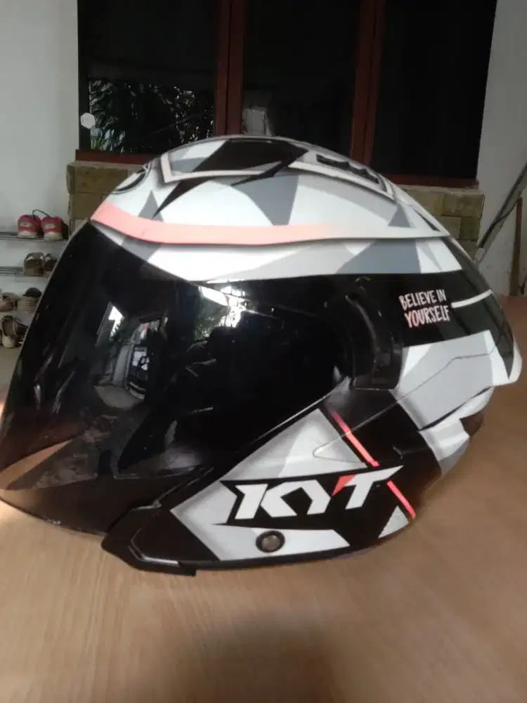 Kyt nfj size M helm only