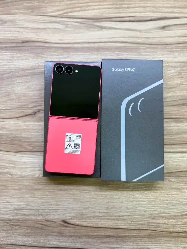 Samsung Z Flip 7 12/256GB Sein