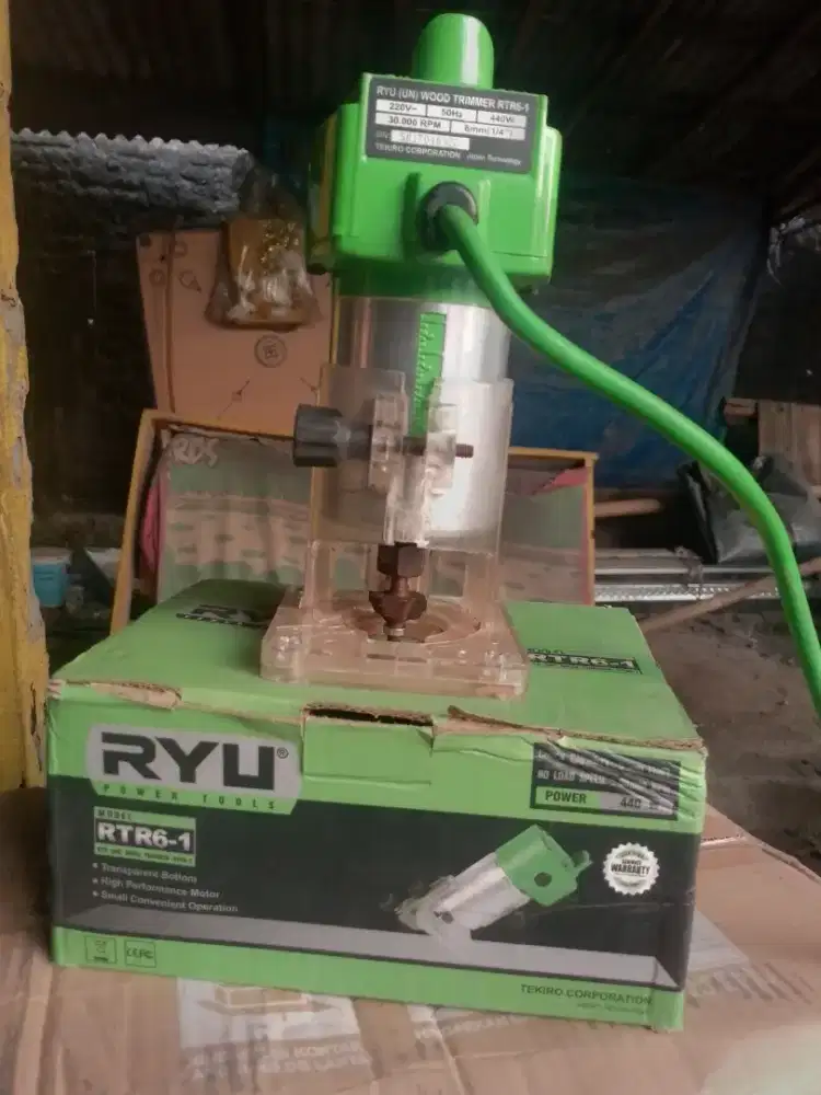 Mesin trimmer RYU