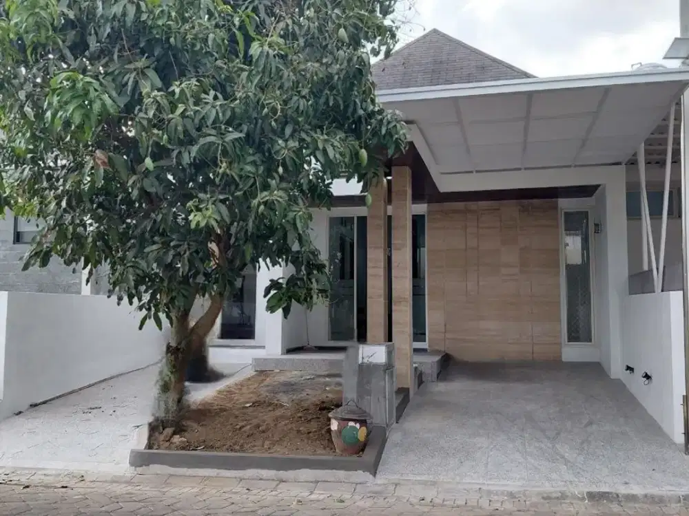 Disewakan Rumah Semi Furnish di Ijen Nirwana Malang