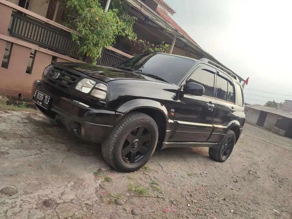 Suzuki Escudo 2003 Bensin