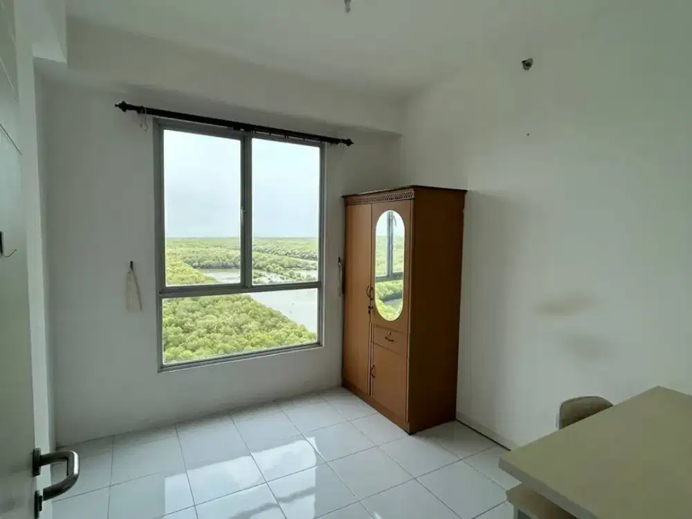 Apartemen Eastcoast Residence Tower Topaz Lantai 10 View Bakau Hadap Timur