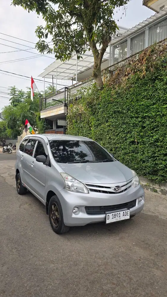 Daihatsu Xenia X 1.3 manual 2015