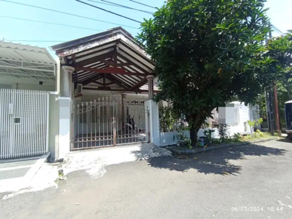 *Dijual Rumah 1 lantai hadap sungai , blok CC , Nirwana Eksekutif, Surabaya Timur*