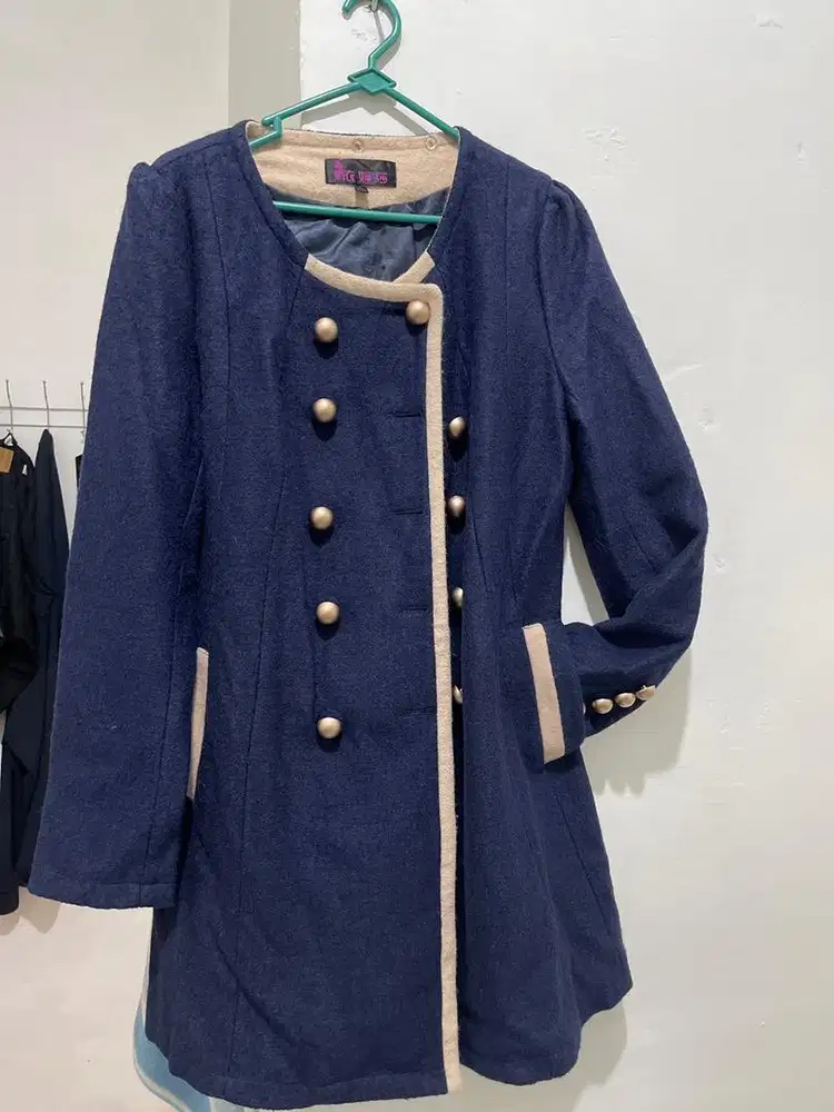 Dress atas lutut