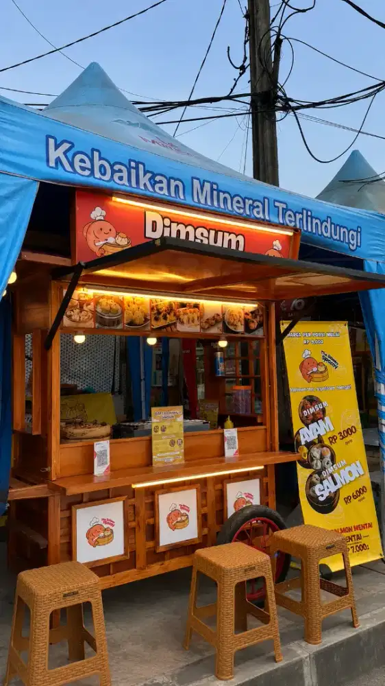 Dijual gerobak dimsum all in lampu+neon, terpal, rantai gembok