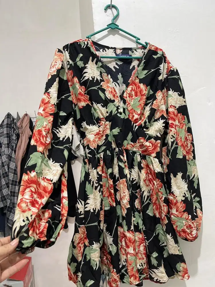 Dress bunga bunga