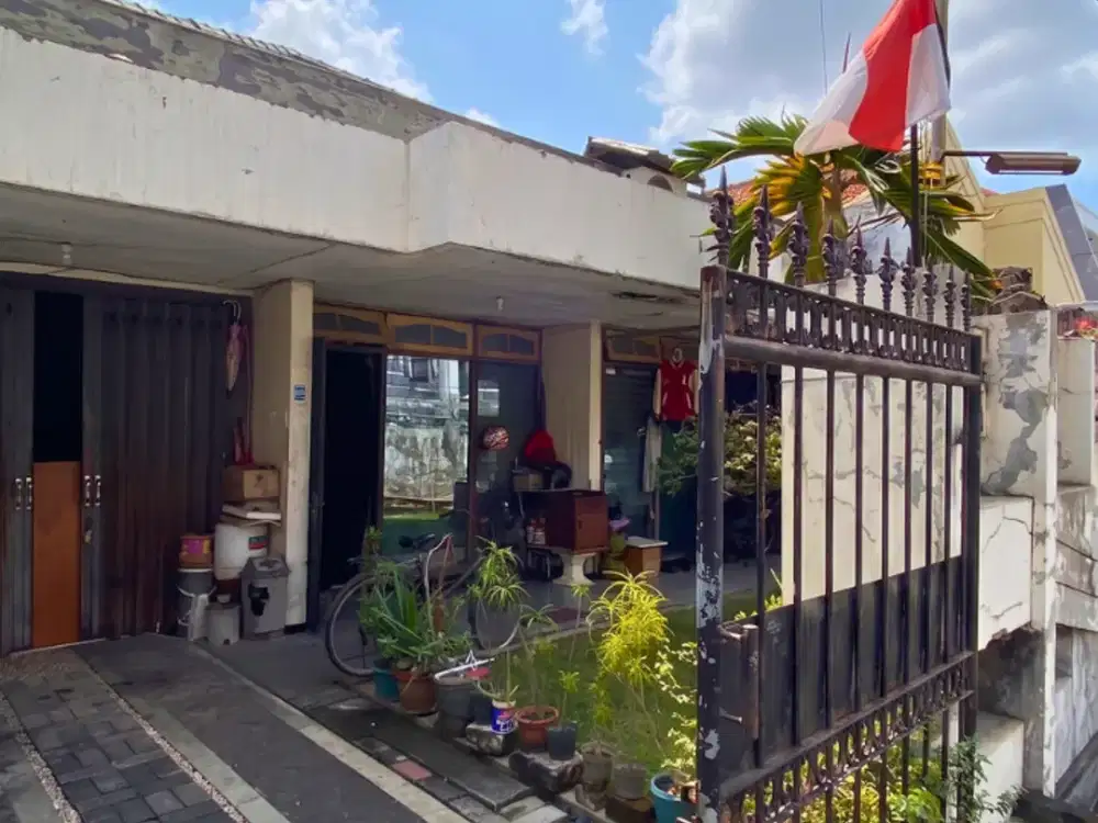 JUAL RUMAH LEBAK ARUM SHM LUAS 240M2 1,5 LANTAI HADAP SELATAN