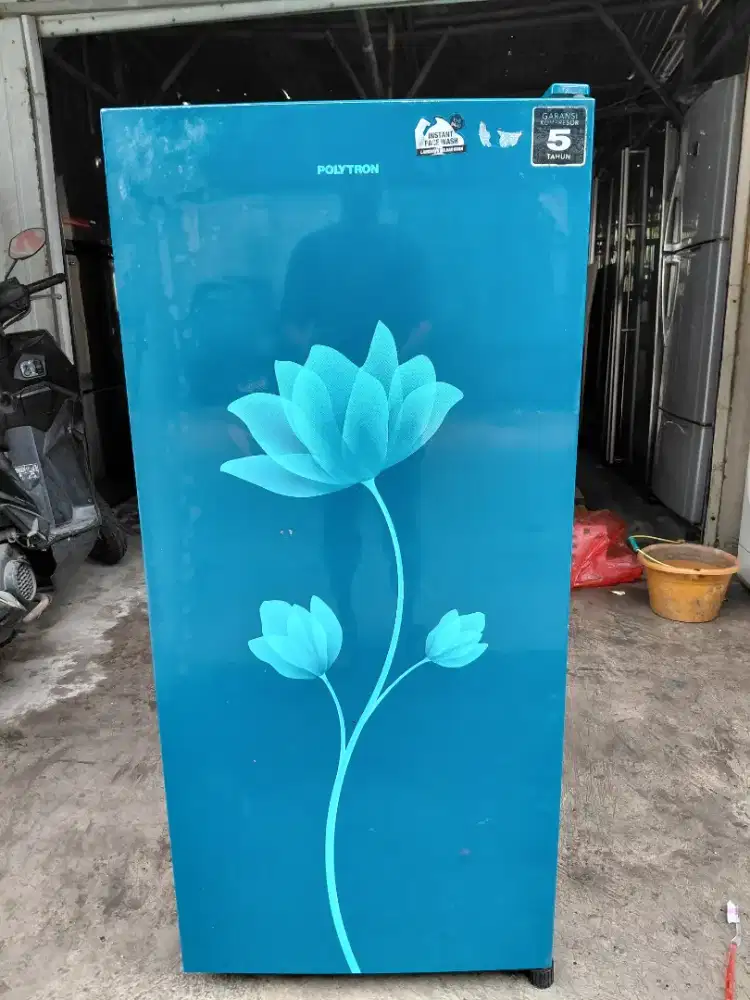 Kulkas 1 pintu polytron