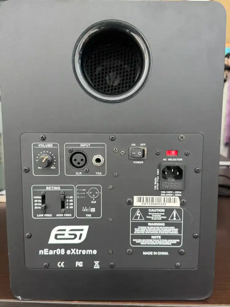 Yamaha speaker 1 pc ukuran 8 inch