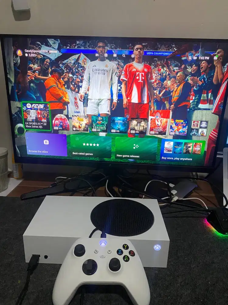 Xbox Series S 512GB (Fullset Mulus + Bonus Game Digital)