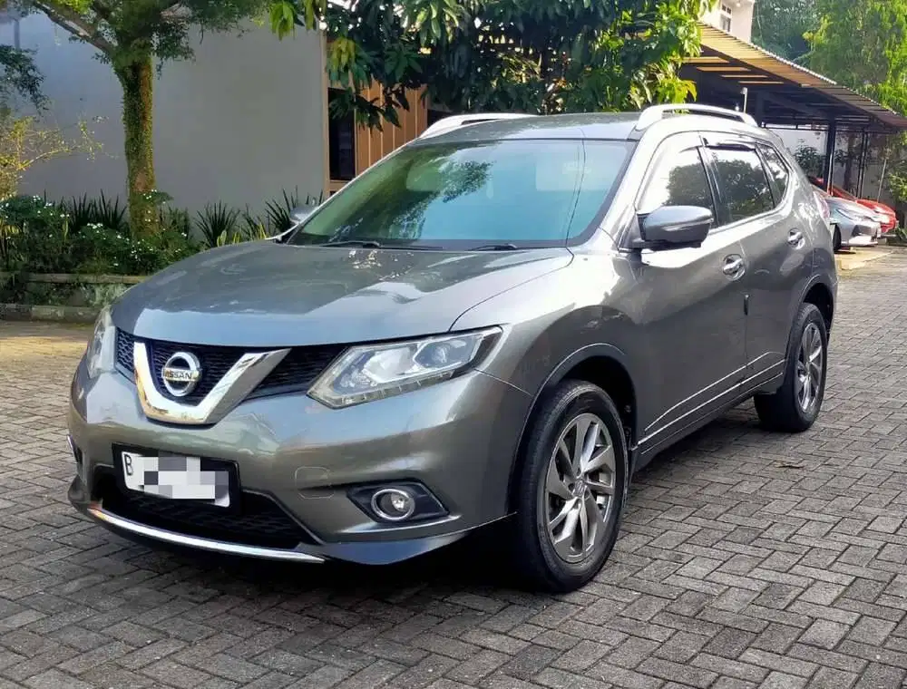 Nissan X-Trail T32 2015 2.5 AT — SUV Keluarga Nyaman & Bertenaga