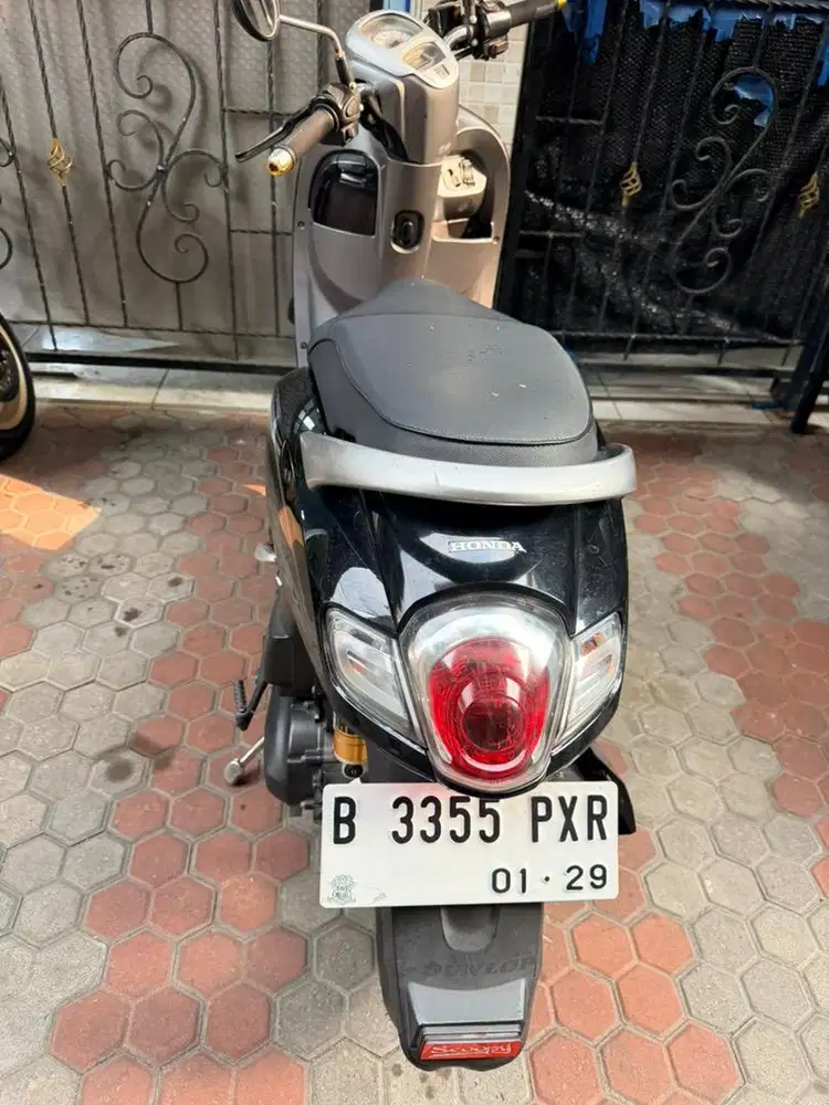Scoopy stylish 2019