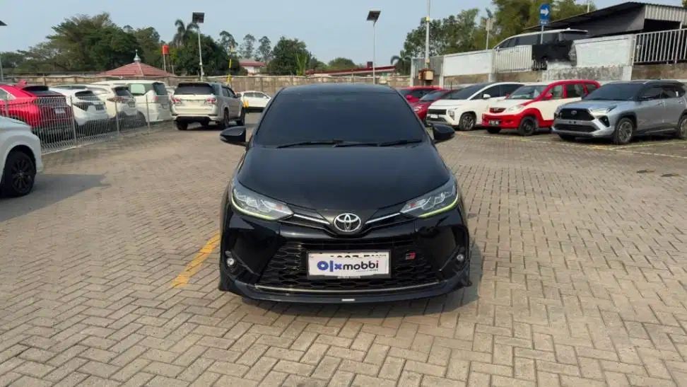 LOW DP Toyota Yaris 1.5 GR Sport Bensin-AT 2022 RKV