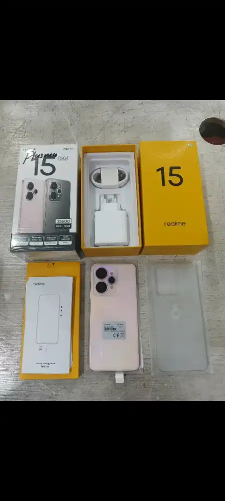 Realme 15 8/256