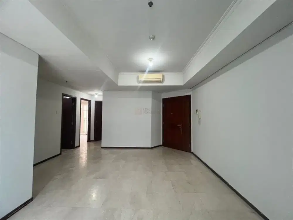 Disewakan Apartemen Royal Mediterania Garden Residences 2BR+1 Unfurnish Luas 87m2 Siap Huni Lokasi Strategis Dekat Mall Cp Di Tanjung Duren