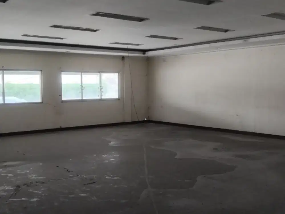 Gudang Siap Operasional di Sultan Agung Bekasi – Akses Kontainer 40 Ft, Office & Parkir Luas