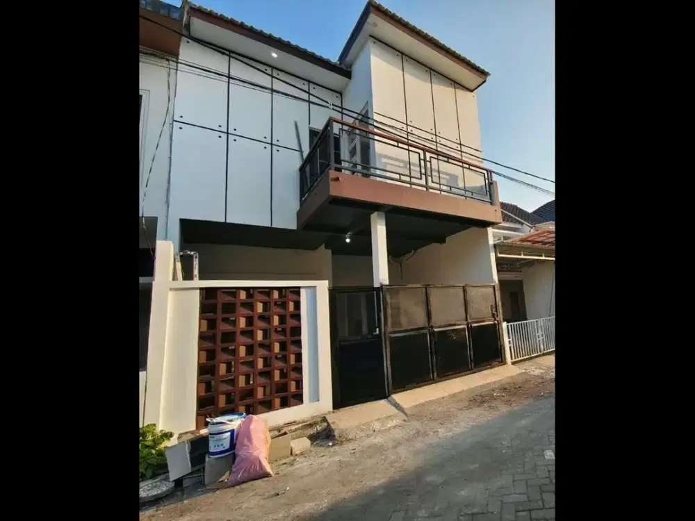 ‼ Termurah, Dibawah Pasaran ‼ Dijual Rumah *Full Renov* Lokasi Perum. Greenlake Natural Living Wonorejo - Rungkut