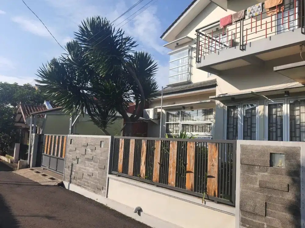 TERMURAH RUMAH 2 LANTAI DI MARGAHAYU PERMAI BANDUNG TOL MARGAASIH